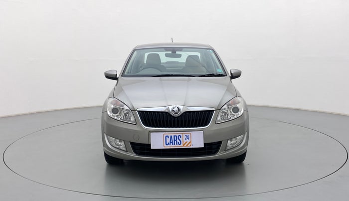 2016 Skoda Rapid 1.6 MPI STYLE PLUS AT, Petrol, Automatic, 16,601 km, Front