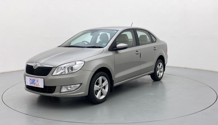 2016 Skoda Rapid 1.6 MPI STYLE PLUS AT, Petrol, Automatic, 16,601 km, Left Front Diagonal
