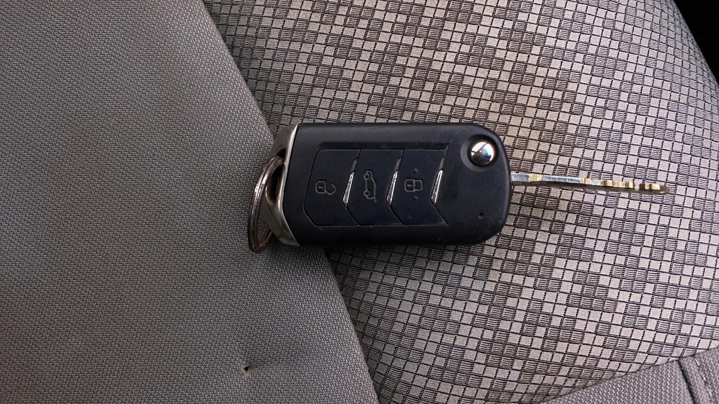 2019 Mahindra MARAZZO M2 8 STR, Diesel, Manual, 26,342 km, Key Close Up