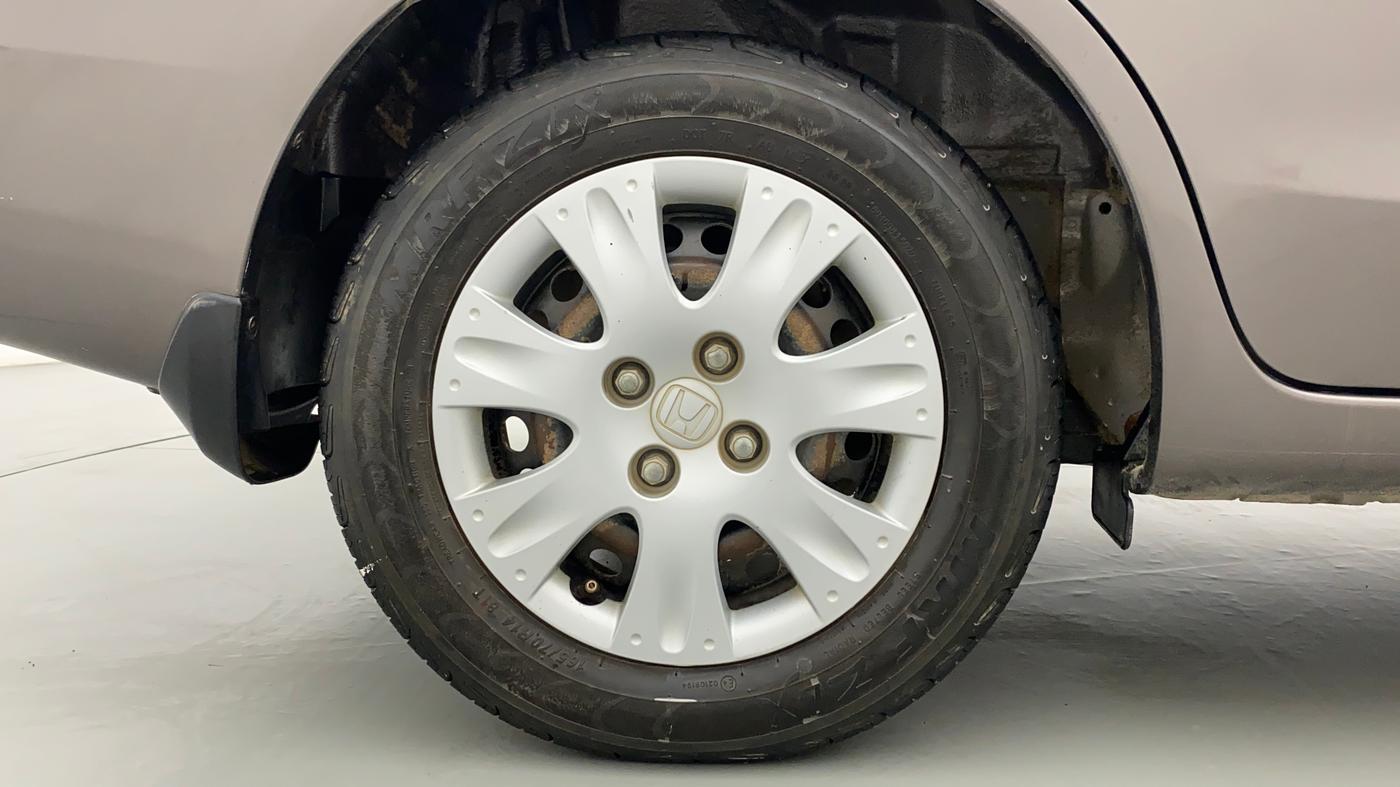2015 Honda Amaze 1.2 SMT I VTEC, Petrol, Manual, 31,420 km, Right Rear Wheel