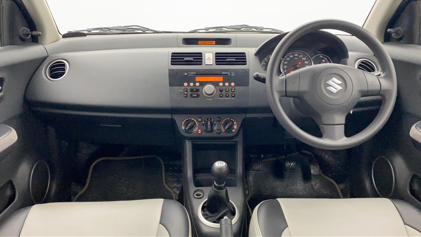 2009 Maruti Swift Dzire VXI 1.3, Petrol, Manual, 28,649 km, Dashboard