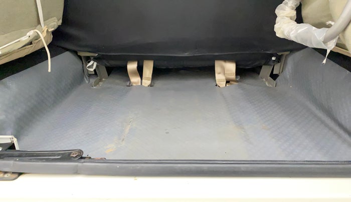 2022 Mahindra Bolero B6 (O), Diesel, Manual, 16,333 km, Boot Inside