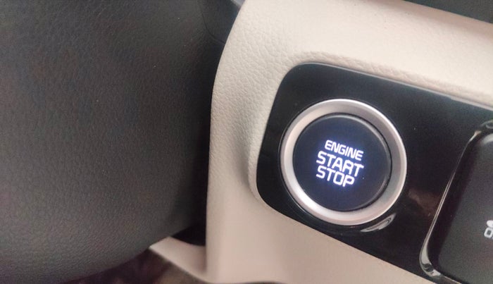 2022 KIA SONET HTX 1.0 IMT, Petrol, Manual, 17,963 km, Keyless Start/ Stop Button