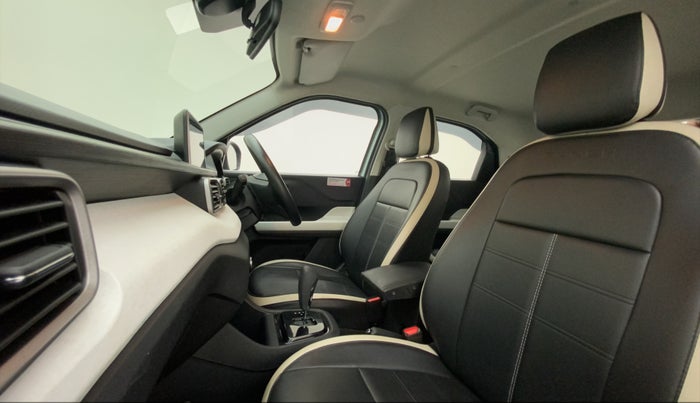 2022 Tata PUNCH CREATIVE  AMT, Petrol, Automatic, 21,030 km, Right Side Front Door Cabin