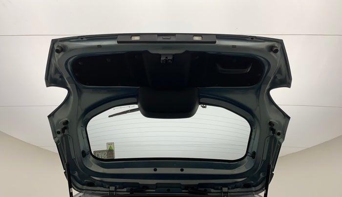 2022 Tata PUNCH CREATIVE  AMT, Petrol, Automatic, 21,030 km, Boot Door Open