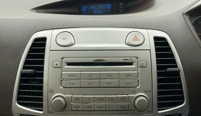 2011 Hyundai i20 SPORTZ (O) 1.2, Petrol, Manual, 53,134 km, Infotainment System