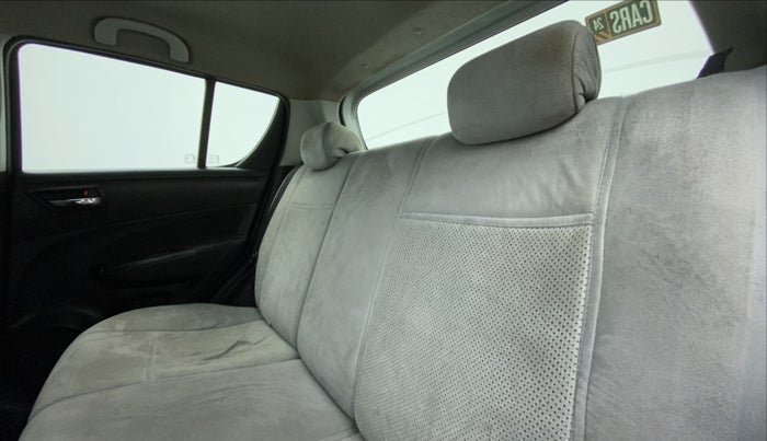 2011 Maruti Swift VXI, Petrol, Manual, 1,05,833 km, Right Side Rear Door Cabin