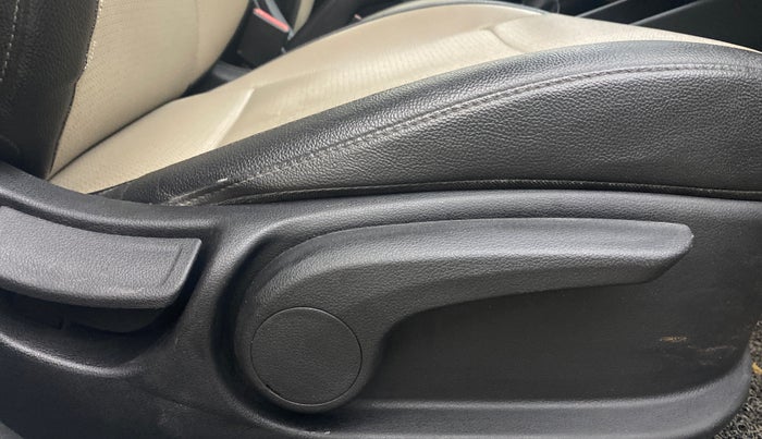 2018 Hyundai Verna 1.6 VTVT SX O, Petrol, Manual, 57,585 km, Driver Side Adjustment Panel