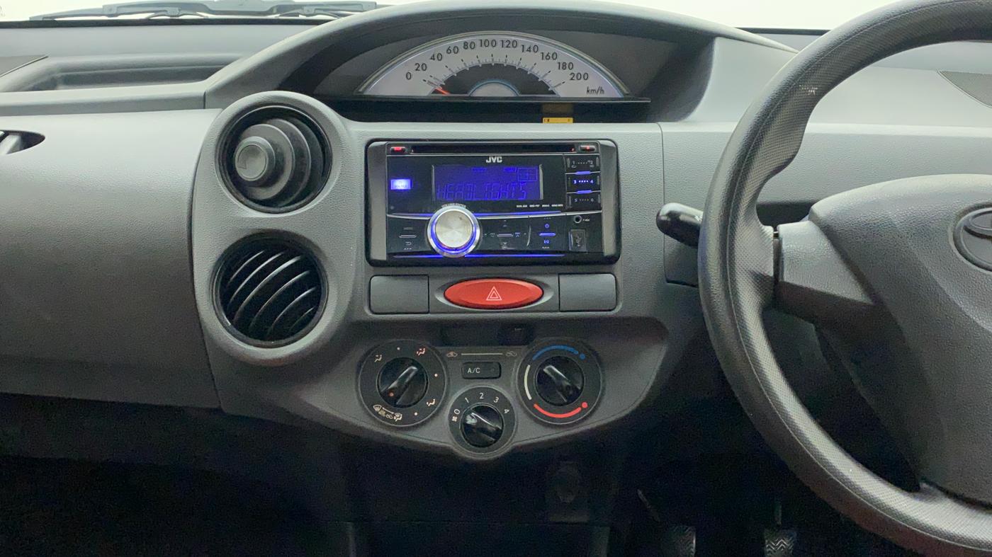 2012 Toyota Etios Liva G, CNG, Manual, 91,562 km, Air Conditioner