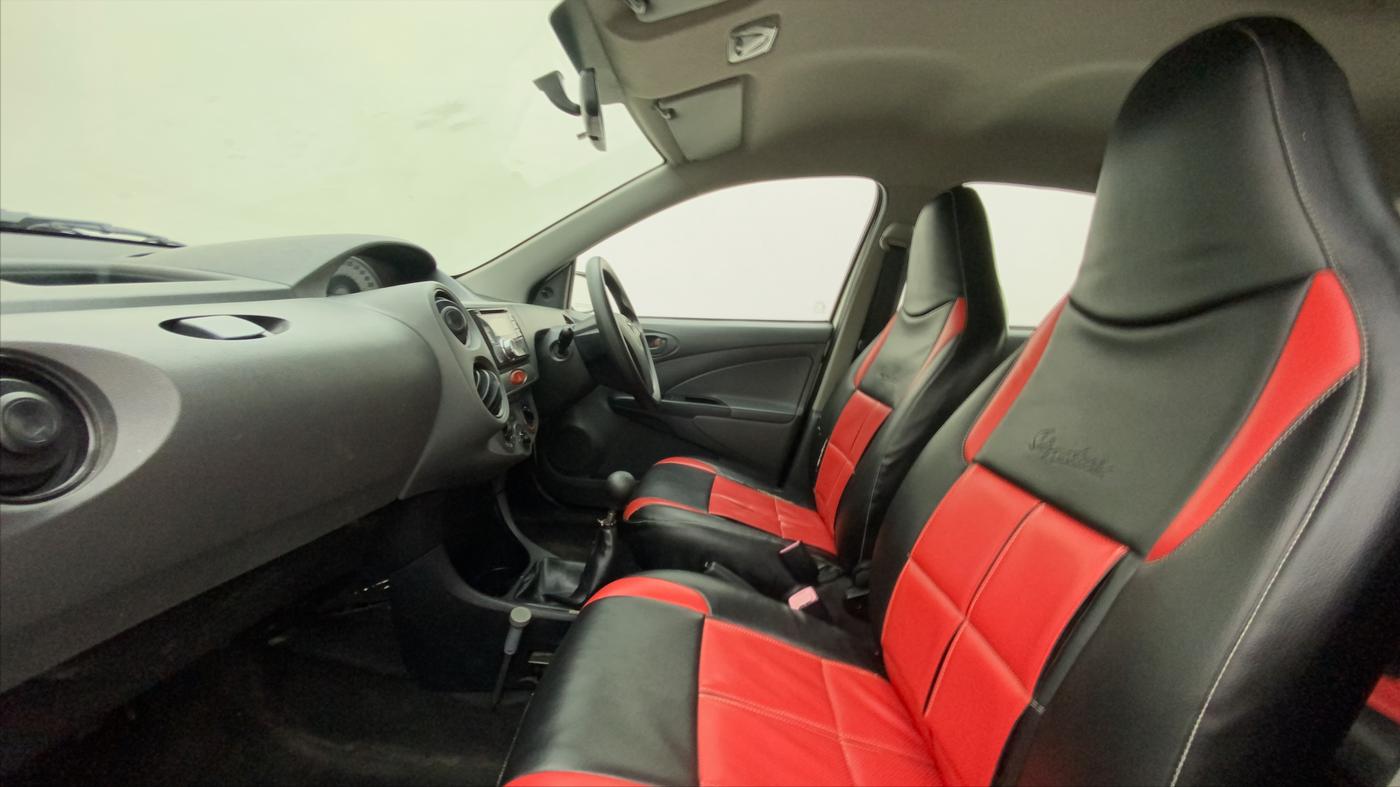 2012 Toyota Etios Liva G, CNG, Manual, 91,562 km, Right Side Front Door Cabin