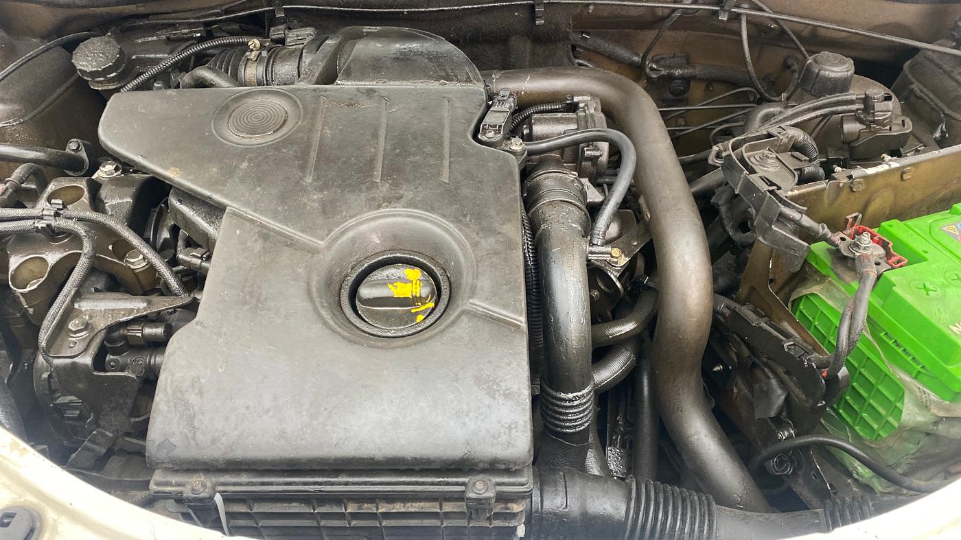 2013 Renault Duster 110 PS RXZ DIESEL, Diesel, Manual, 1,43,433 km, Engine View