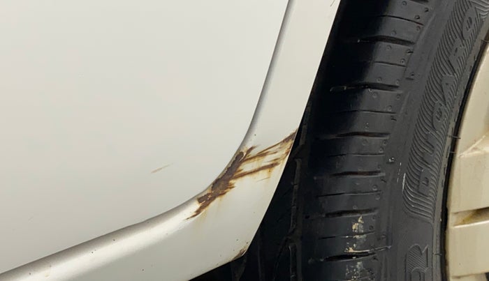 2012 Maruti Alto 800 LXI, Petrol, Manual, 63,962 km, Left running board - Slight discoloration