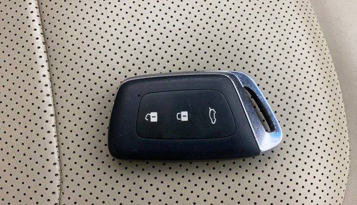 2021 MG HECTOR SHARP 1.5 PETROL CVT, Petrol, Automatic, 53,538 km, Key Close Up