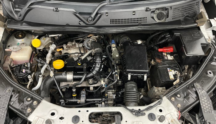 2022 Nissan MAGNITE XV TURBO CVT, Petrol, Automatic, 20,805 km, Engine View