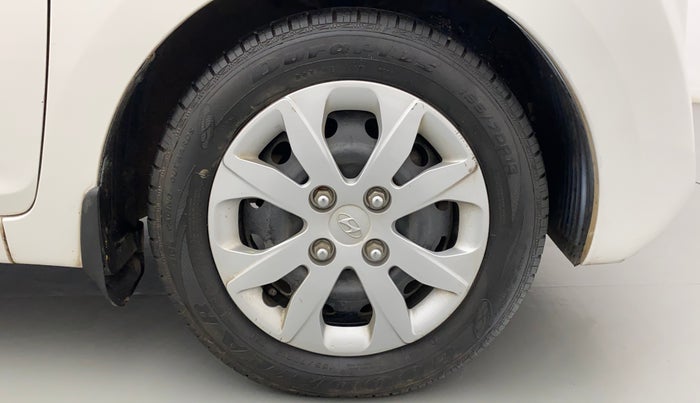 2014 Hyundai Eon MAGNA +, Petrol, Manual, Right Front Wheel
