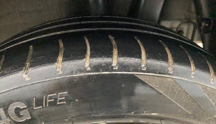 2015 Hyundai Grand i10 SPORTZ 1.2 KAPPA VTVT, Petrol, Manual, 71,296 km, Left Rear Tyre Tread