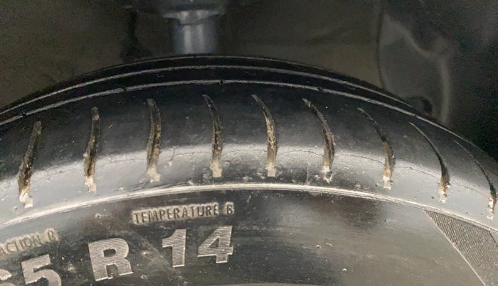 2015 Hyundai Grand i10 SPORTZ 1.2 KAPPA VTVT, Petrol, Manual, 71,296 km, Right Front Tyre Tread