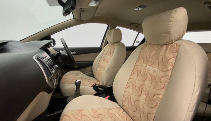 2012 Hyundai i20 SPORTZ 1.2, Petrol, Manual, 92,054 km, Right Side Front Door Cabin