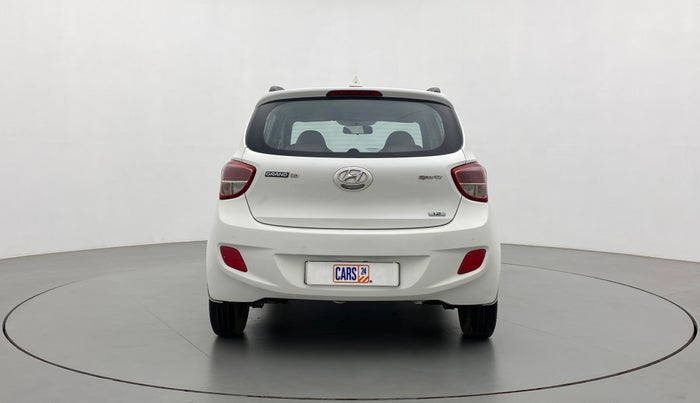 2016 Hyundai Grand i10 SPORTZ 1.2 KAPPA VTVT, Petrol, Manual, 73,565 km, Back/Rear