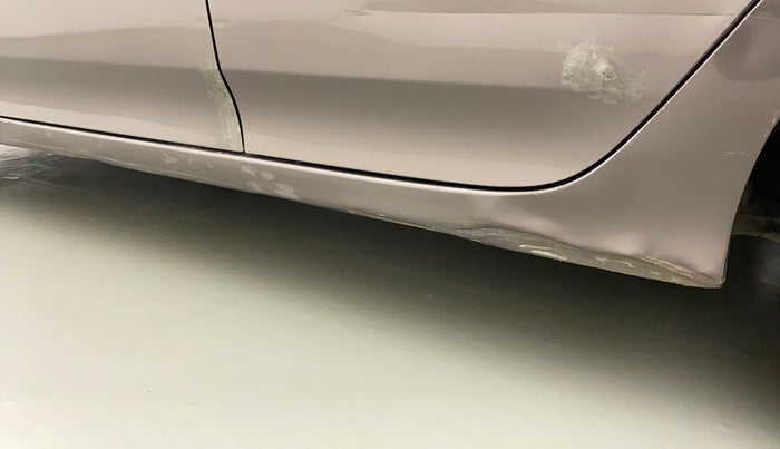 2011 Honda City 1.5L I-VTEC V AT, Petrol, Automatic, 1,10,045 km, Left running board - Slightly dented