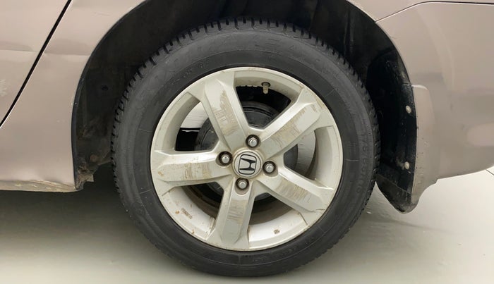 2011 Honda City 1.5L I-VTEC V AT, Petrol, Automatic, 1,10,045 km, Left Rear Wheel