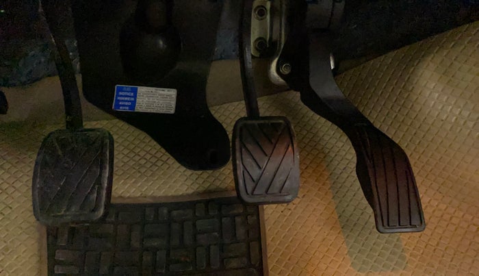 2020 Maruti Ciaz ALPHA 1.5 SHVS PETROL, Petrol, Manual, 39,486 km, Pedals