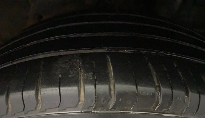 2019 Hyundai VENUE SX 1.0 TURBO, Petrol, Manual, 63,145 km, Left Rear Tyre Tread