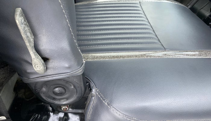 2017 Maruti OMNI E 8 STR, Petrol, Manual, 25,895 km, Driver Side Adjustment Panel