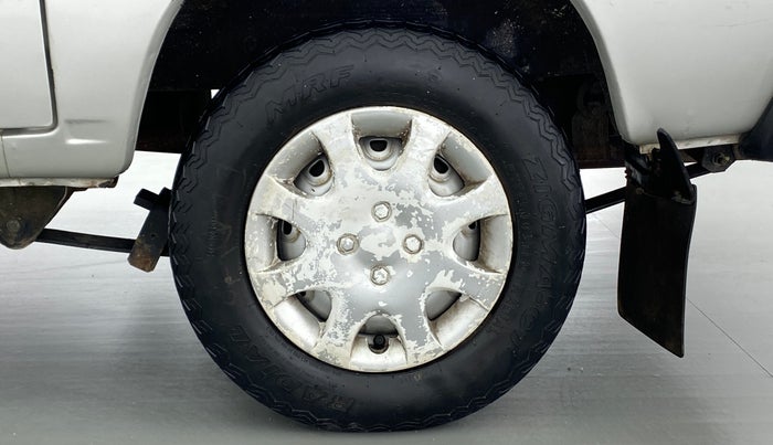 2017 Maruti OMNI E 8 STR, Petrol, Manual, 25,895 km, Left Rear Wheel