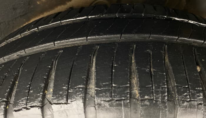 2012 Ford Figo 1.4 EXI DURATORQ, Diesel, Manual, 21,326 km, Left Rear Tyre Tread