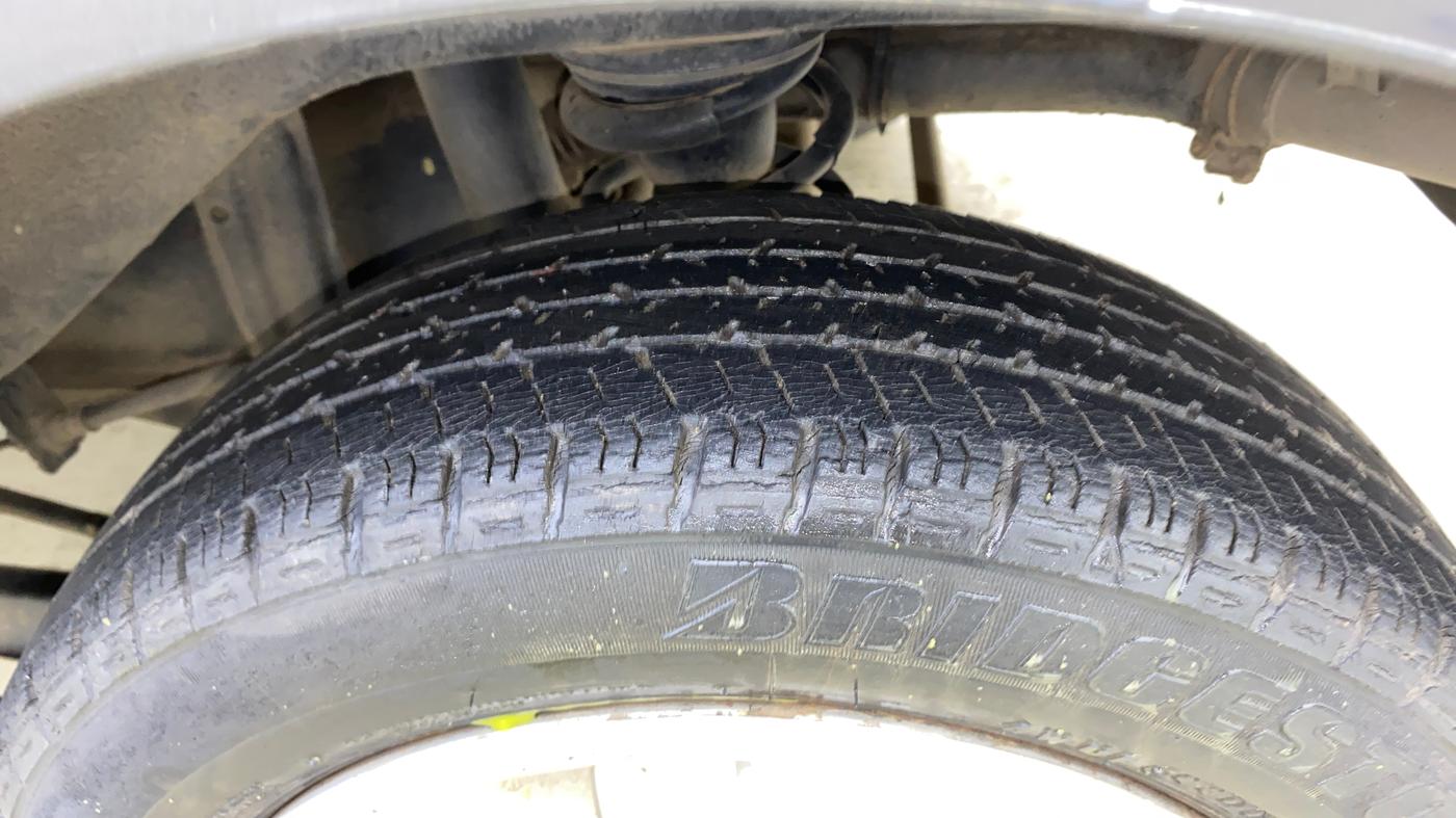 2017 Maruti Alto K10 LXI CNG (AIRBAG), CNG, Manual, 72,735 km, Left Rear Tyre Tread