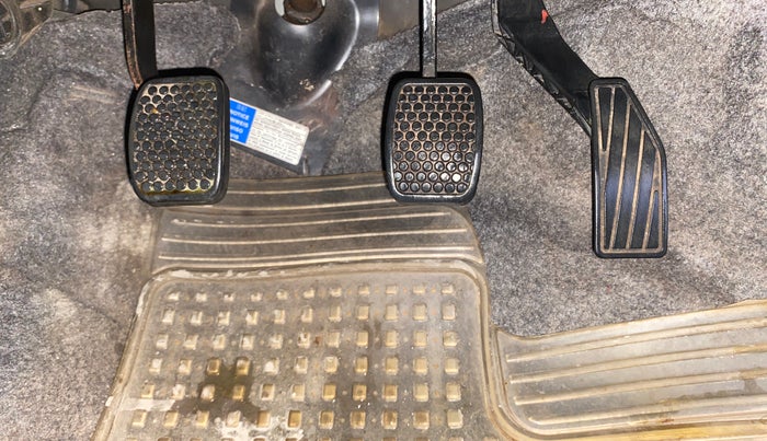 2017 Maruti Alto K10 LXI CNG (AIRBAG), CNG, Manual, 72,705 km, Pedals