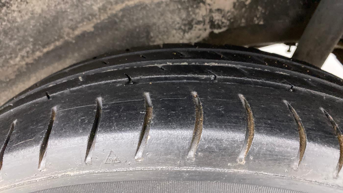 2012 Maruti Wagon R 1.0 LXI, Petrol, Manual, 72,470 km, Left Rear Tyre Tread