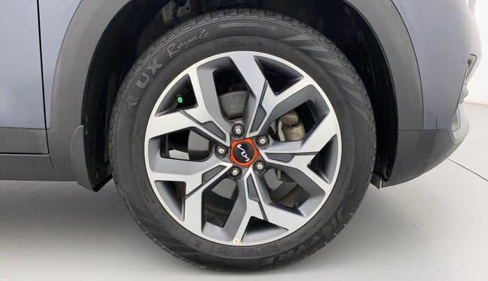2021 KIA SELTOS X LINE 1.4 PETROL DCT, Petrol, Automatic, 28,803 km, Right Front Wheel