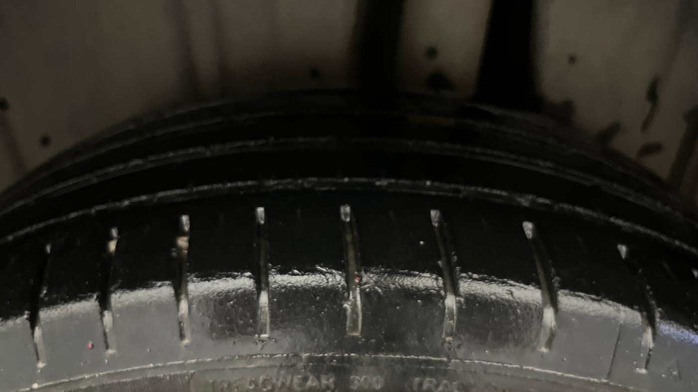 2022 Maruti Baleno  ZETA CNG 1.2L, CNG, Manual, 85,288 km, Left Rear Tyre Tread