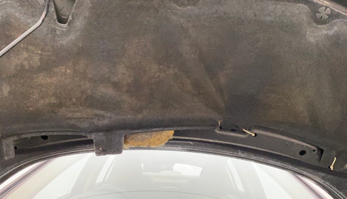2014 Honda City 1.5L I-DTEC SV, Diesel, Manual, 94,526 km, Bonnet (hood) - Insulation cover has minor damage