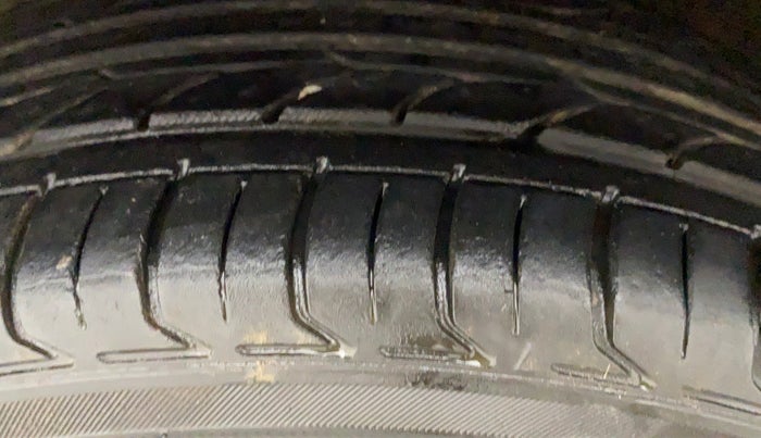 2021 Honda City 1.5L I-VTEC V MT 5TH GEN, Petrol, Manual, 12,496 km, Left Front Tyre Tread