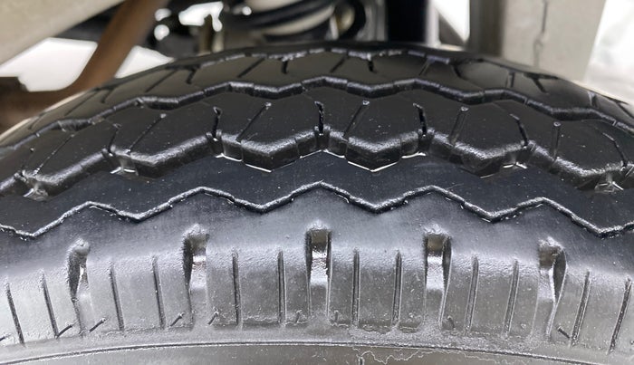 2021 Maruti Eeco 5 STR WITH AC PLUSHTR, Petrol, Manual, 3,889 km, Left Rear Tyre Tread