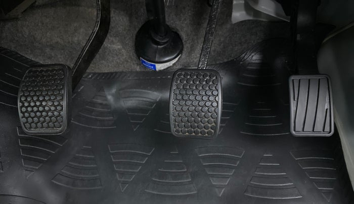 2021 Maruti Eeco 5 STR WITH AC PLUSHTR, Petrol, Manual, 3,889 km, Pedals