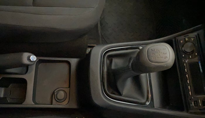 2022 Tata PUNCH PURE MT, Petrol, Manual, 8,811 km, Gear Lever