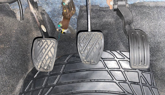 2016 Datsun Go Plus T, Petrol, Manual, 51,215 km, Pedals