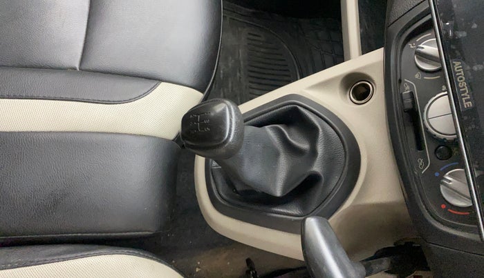 2016 Datsun Go Plus T, Petrol, Manual, 51,215 km, Gear Lever