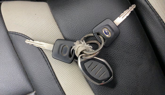 2016 Datsun Go Plus T, Petrol, Manual, 51,215 km, Key Close Up