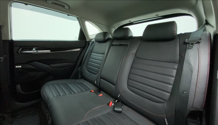 2020 KIA SELTOS GTX + AT PETROL, Petrol, Automatic, 15,021 km, Right Side Rear Door Cabin
