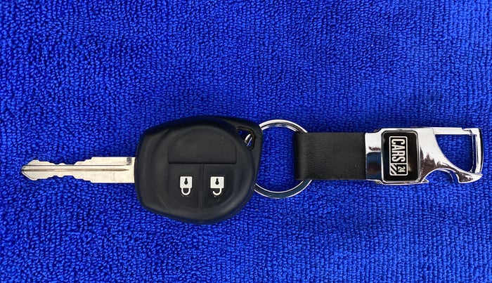 2020 Maruti Swift VXI D, Petrol, Manual, 11,554 km, Key Close Up