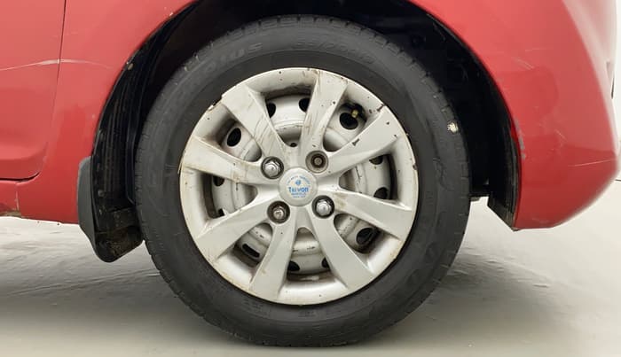 2017 Hyundai Eon ERA +, Petrol, Manual, 35,718 km, Right Front Wheel