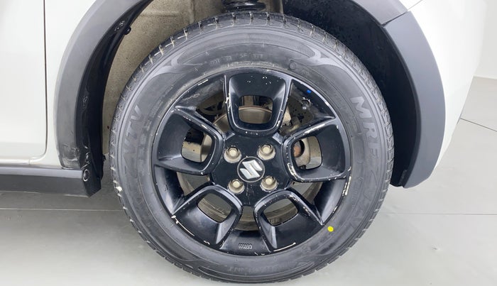 2017 Maruti IGNIS ALPHA 1.2 K12, Petrol, Manual, 75,392 km, Right Front Wheel