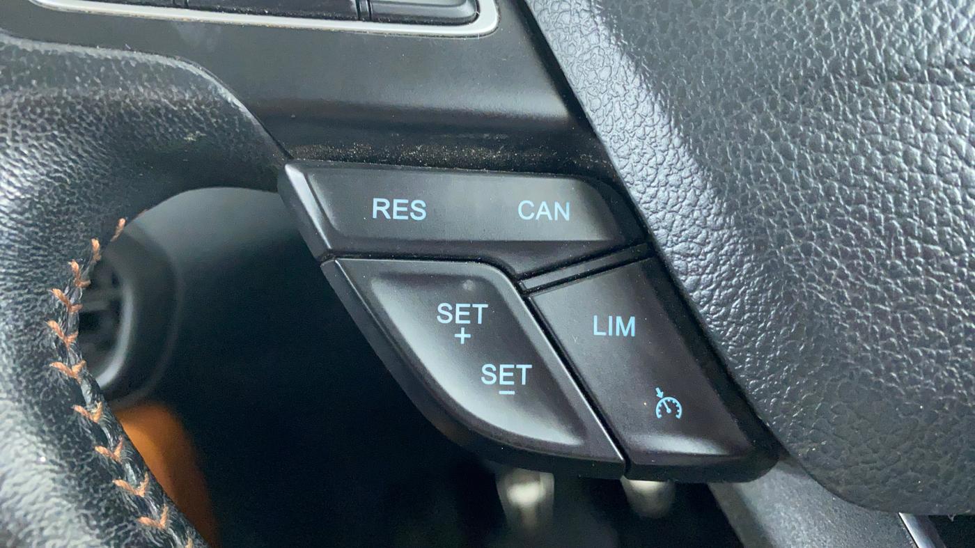 2018 Ford Ecosport 1.0 ECOBOOST TITANIUM SPORTS(SUNROOF), Petrol, Manual, 55,023 km, Adaptive Cruise Control