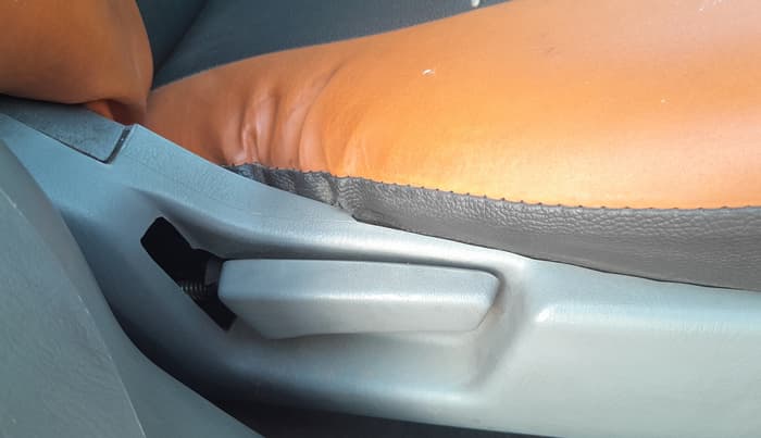 2014 Maruti Alto K10 VXI, Petrol, Manual, 32,107 km, Driver Side Adjustment Panel