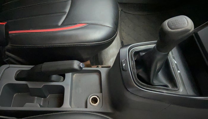2021 Tata ALTROZ XE 1.2, Petrol, Manual, 42,443 km, Gear Lever